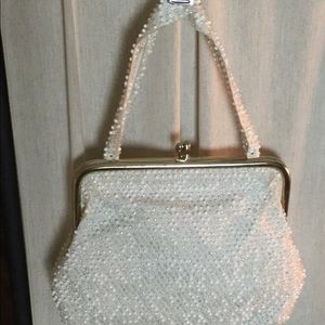 Vintage LUMUREDCorde Bead White purse 8” x 10”